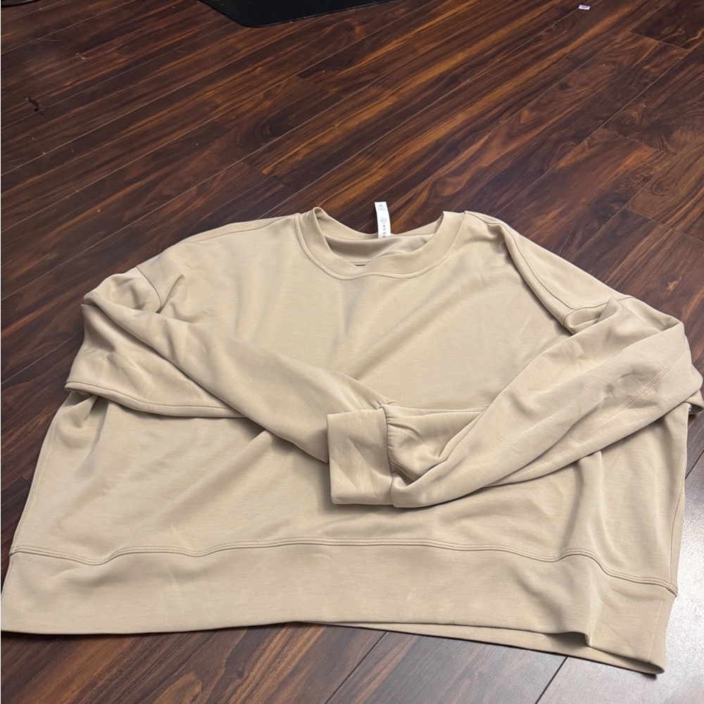 Lululemon perfectly oversized crop crew